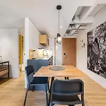 TOPÁ House Apartments by HOUSY HOST